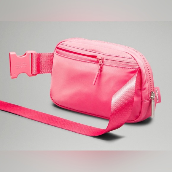 NWT Lululemon Everywhere Belt Bag 1L Sakura Pink - Picture 4 of 11